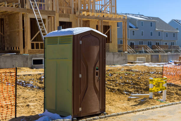 Best Portable bathroom rental  in West Ishpeng, MI