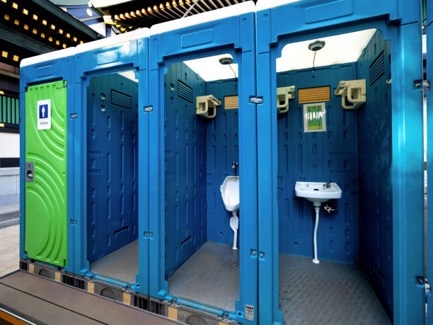 Best Luxury portable toilet rental  in West Ishpeng, MI